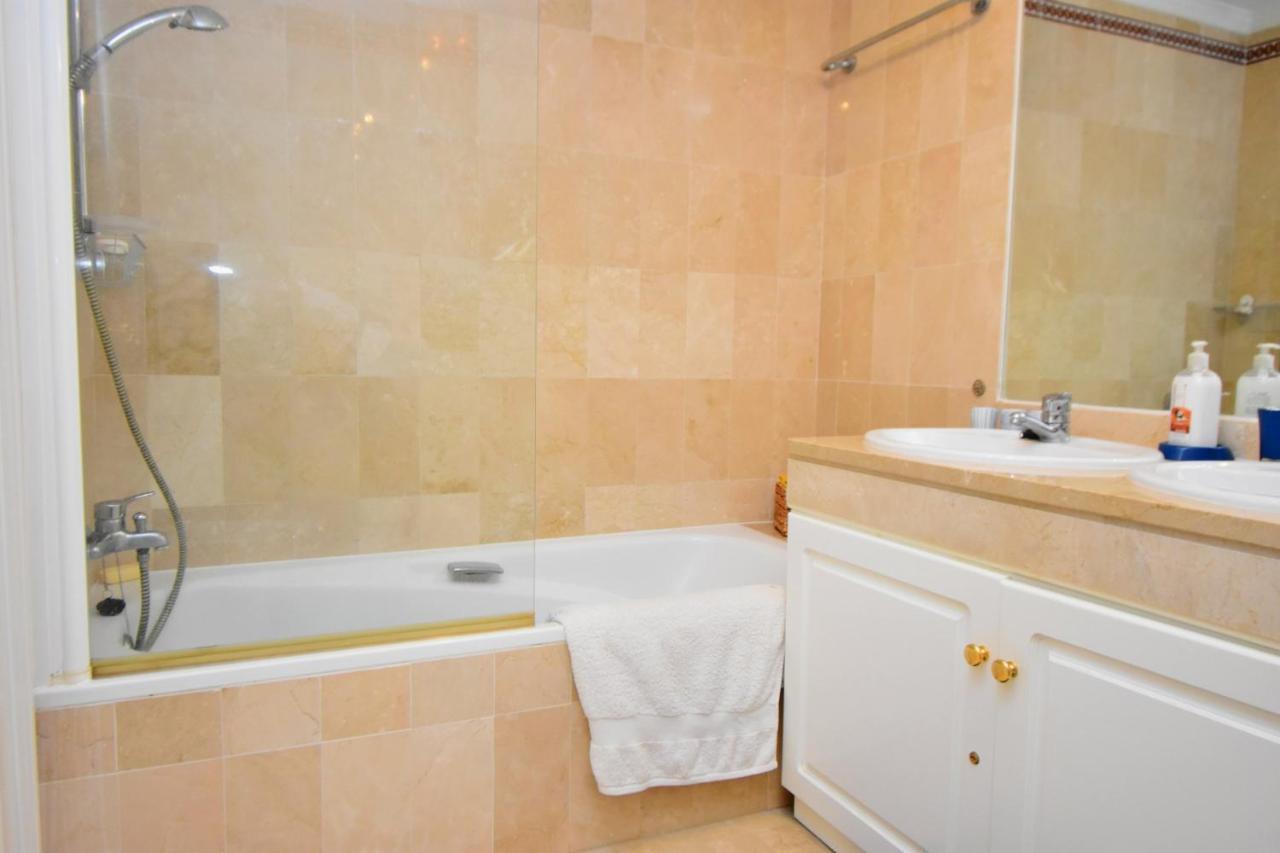 Beautiful Apt With Golf & Lake Views Mijas Golf Fuengirola Exterior photo